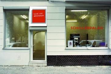 Fotoausstellung in Neukolln: Innerorts - eine urbane Spurens...