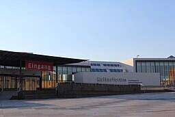 Bild: Oursana, CC BY 3.0 <https://creativecommons.org/licenses/by/3.0>, via Wikimedia Commons