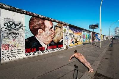 „1000 Push-up-Fotografie-Serie“ kommt nach Berlin!