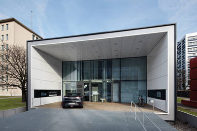 Effizienzhaus Plus mit Elektromobilität - Führung durch das ...